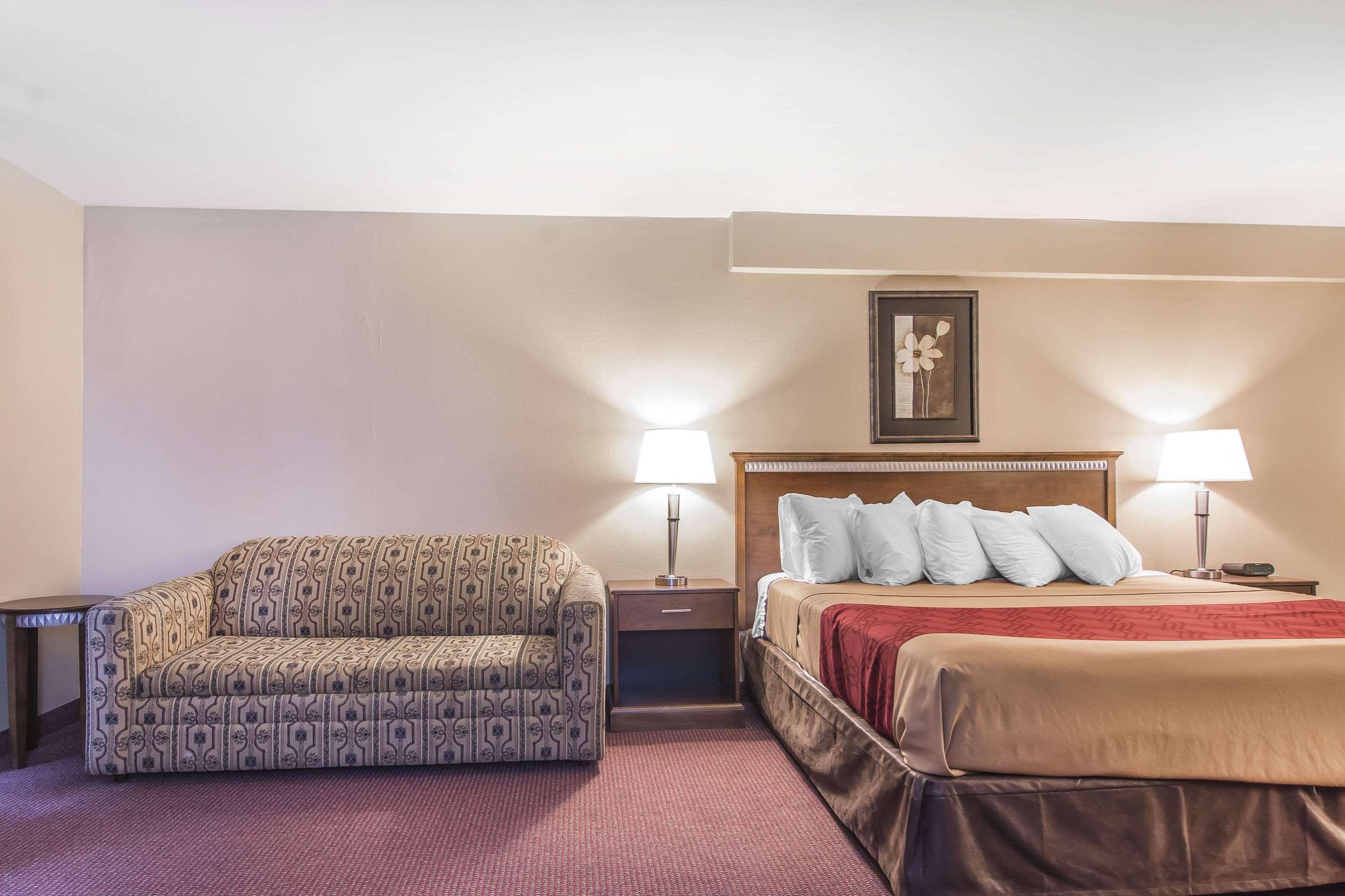 Econo Lodge Орілья Екстер'єр фото