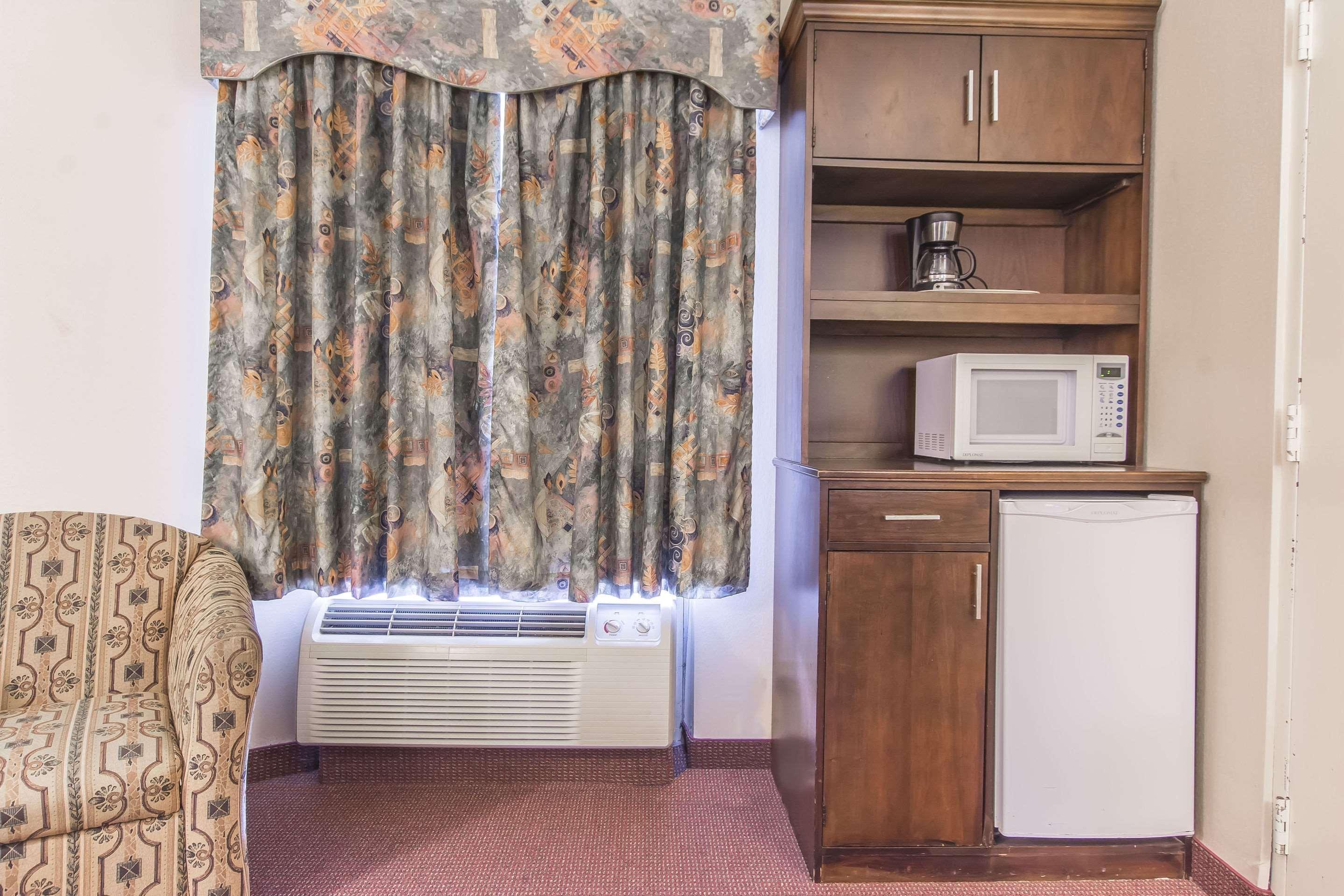 Econo Lodge Орілья Екстер'єр фото